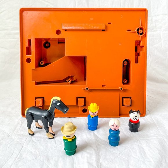 Vintage 1982 Fisher Price Play Family Little People Western Town Set #934 - Picture 10 of 11